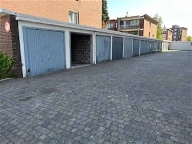 Garagebox te Koop - Nieuwe Poort - Ruim