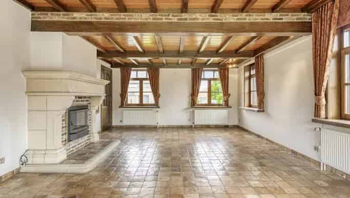 Huis te koop Ursel 3 slaapkamers garage bijgebouwen