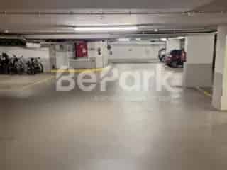Parking te huur Elsene - Vlakbij Tramhalte Vleurgat