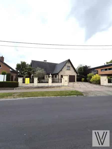 Huis te huur: Luxueuze villa 4 slaapkamers ruime tuin