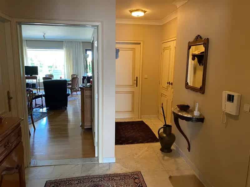Appartement te koop Sint Truiden: 2 slaapkamers, terras en staanplaats
