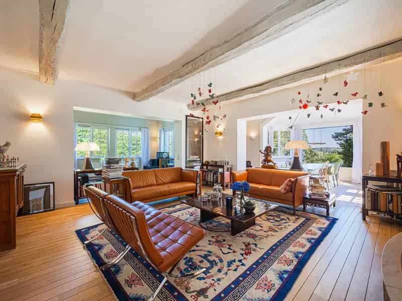 Luxe Villa te Lasne met Ruiterfaciliteiten