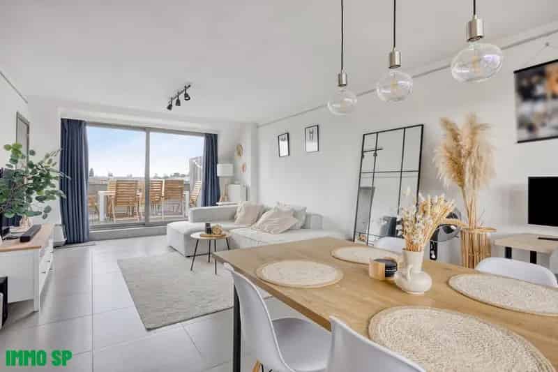 Duplex Appartement 77m² Terras Garage Te Huur