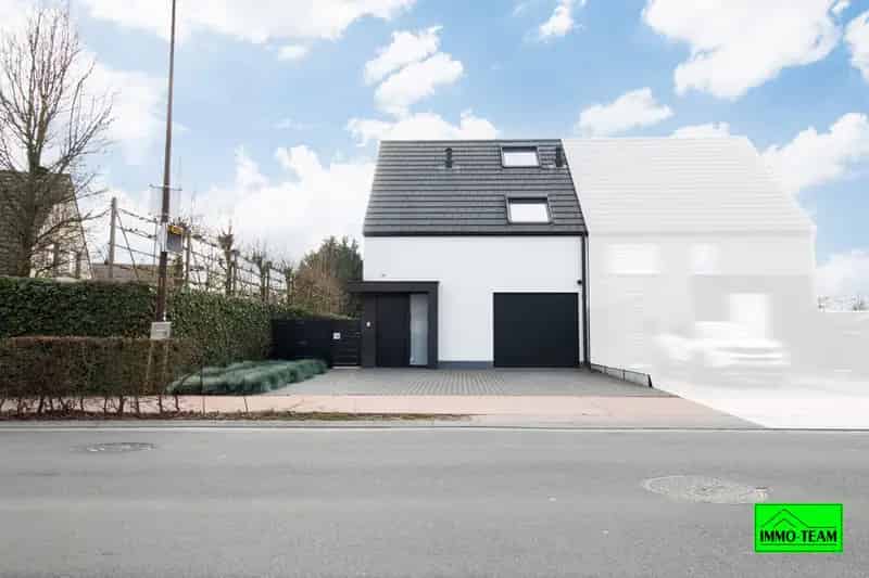 Moderne Villa met Zwembad te Koop Ternat
