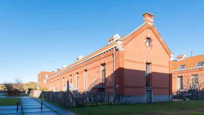 Huis te koop in Oostende met zuid-west gericht terras en tuin