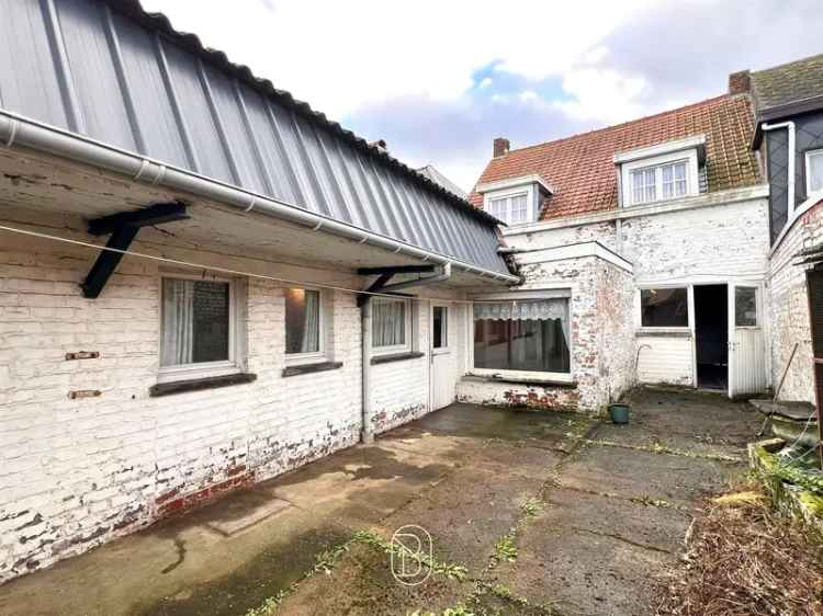 Huis te huur: 3 slaapkamers, tuin, garage - Te renoveren