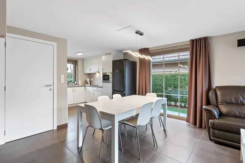 Moderne Vakantiewoning te Koop Nabij Kust en Pretpark