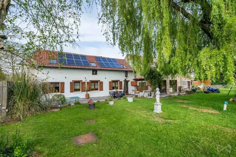 Villa te koop 300m2 5 slaapkamers grote tuin Brussel