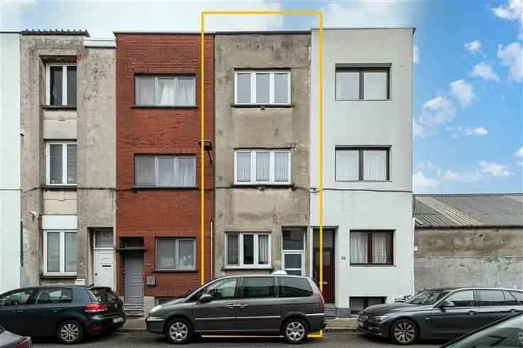 Huis Te Koop Deurne 4 slaapkamers 182m2 tuin