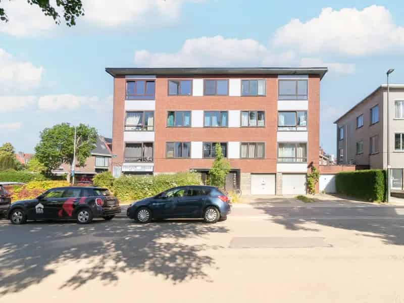 Lichtrijk Appartement te Koop in Mortsel
