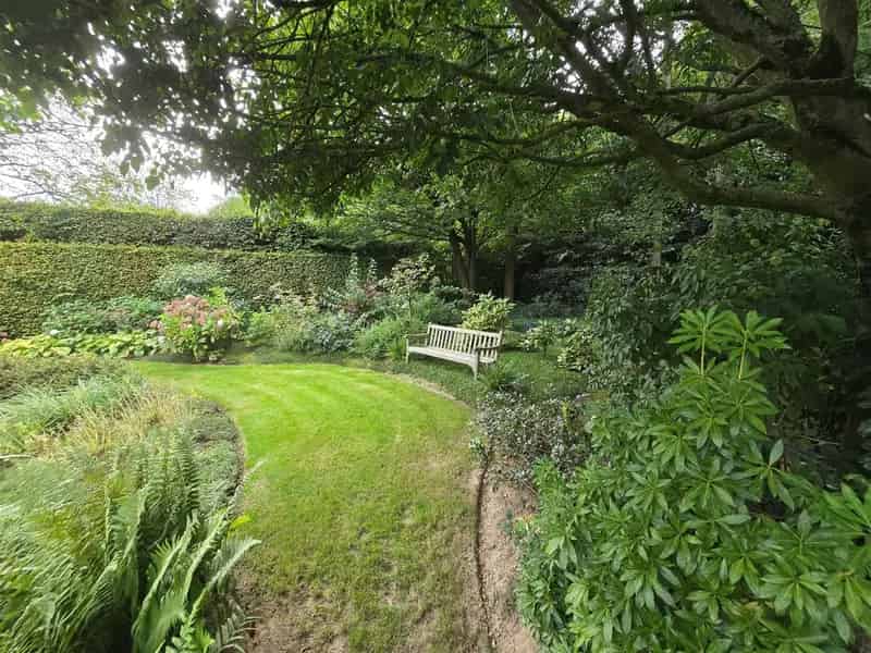 Exclusieve Villa met Tuin en Vijver