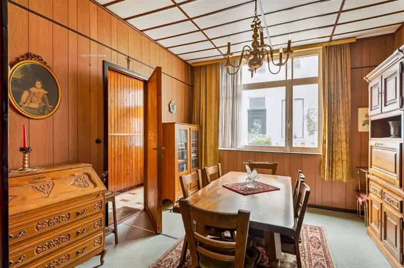 Te renoveren woning Antwerpen 4 slaapkamers