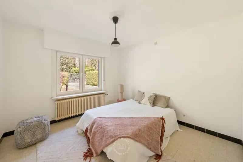 Lichtrijke Bungalow 3 slaapkamers te Sint-Martens-Latem