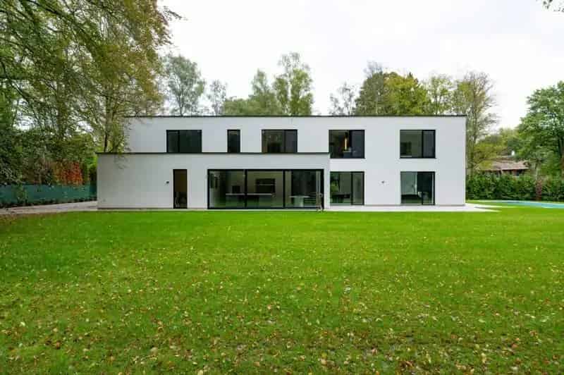 Luxe Domeinvilla Schilde met Zwembad en Guesthouse