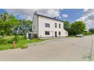 Huis te koop Fosses la Ville 5 slaapkamers grote tuin