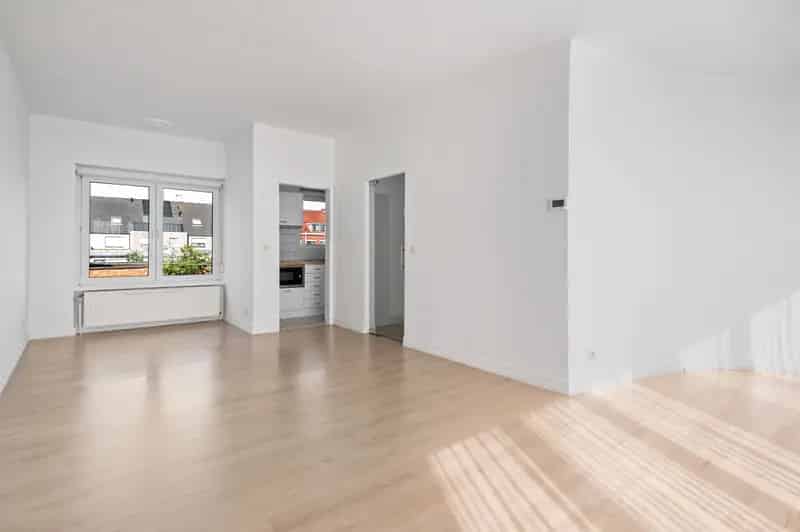 Huis te koop Ekeren-Donk: Instapklare Bel-Etage 3 slaapkamers