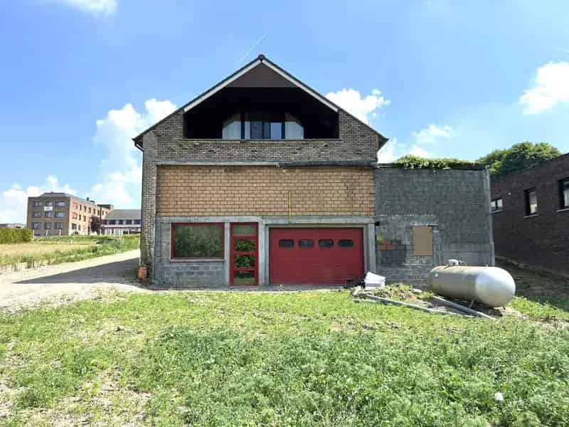 Huis te koop: Recente villa met zonnepanelen en batterij