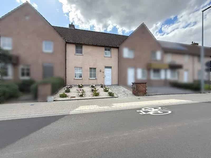 Huis te huur Roeselare 3 slaapkamers garage tuin