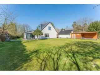 Villa te koop Sint-Genesius-Rode - 4 slaapkamers - gerenoveerd