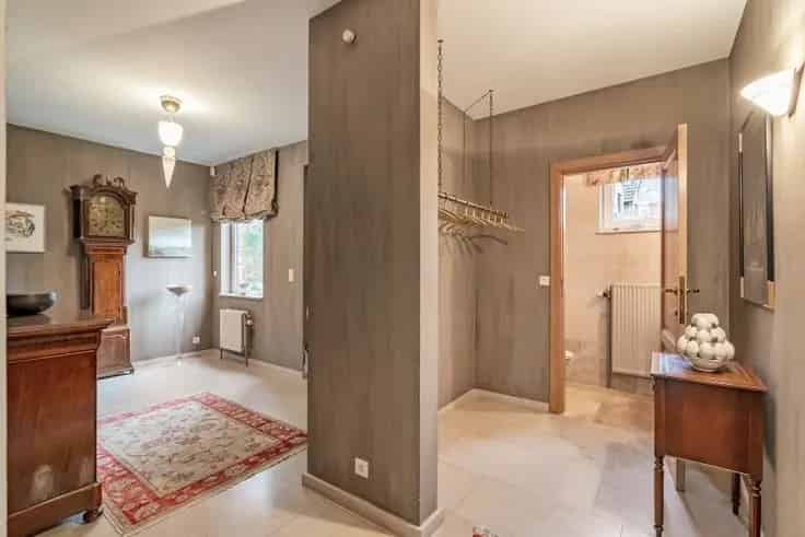 Villa te Koop Hoog Linden 5 slaapkamers Grote Tuin