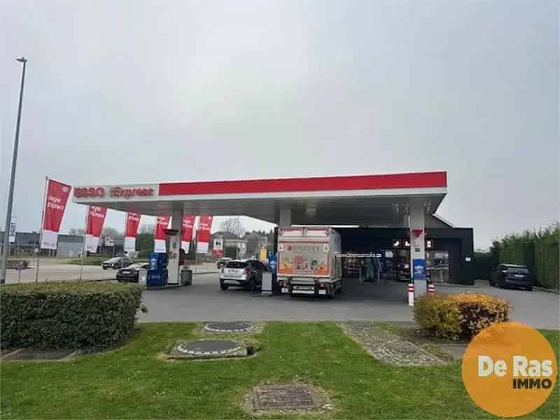 Handelspand te Koop Aalst: Tankstation met Loods