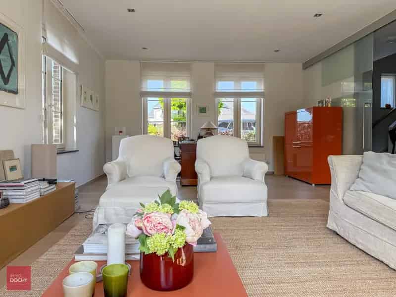 Standingvolle villa op einde doodlopende straat | Zwaluwstraat
