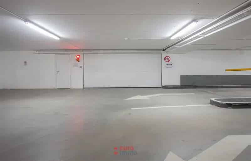 Garage te Nieuwpoort Centrale Ligging