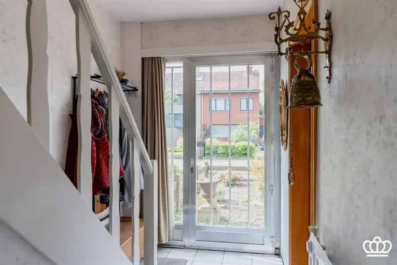 Huis te koop Brasschaat: te renoveren woning met 3 slaapkamers