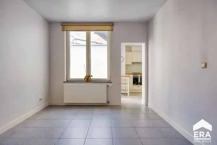 Instapklare woning Tienen nabij station - 3 slaapkamers
