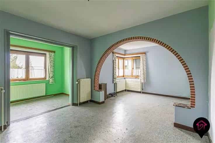 Gelijkvloerse woning te Montigny-le-Tilleul 107m²