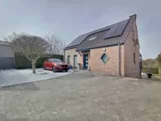Villa te koop - 3 slaapkamers - Zwembad - Zonnepanelen