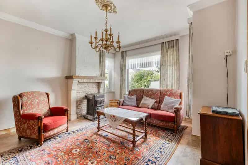 Te renoveren HOB 9a 38ca 3 slaapkamers
