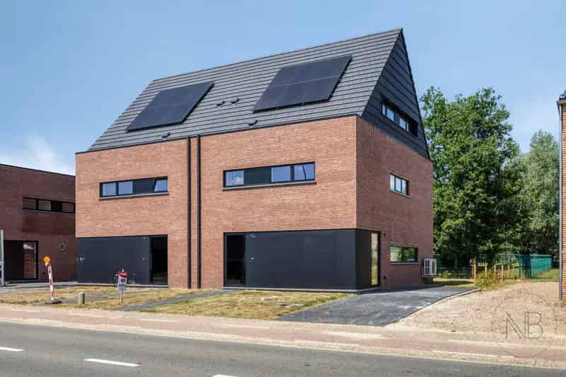 Moderne Energiezuinige Nieuwbouwwoning Te Koop