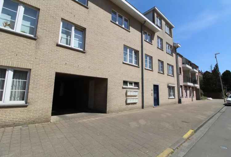 Appartement te huur gelijkvloers met terras en parkeerplaats