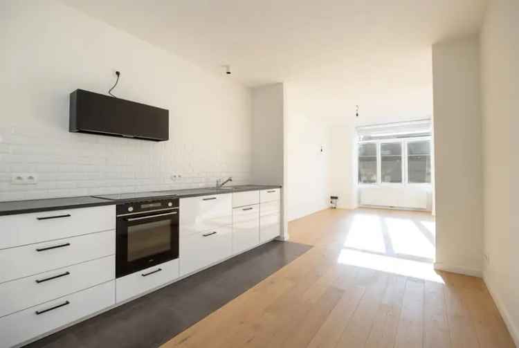 Appartement te koop Antwerpen - Lichtrijk en gerenoveerd nabij Krugerplein