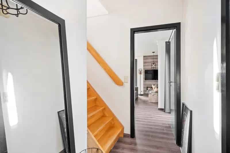 Lichtrijke Eengezinswoning 3 Slaapkamers Garage