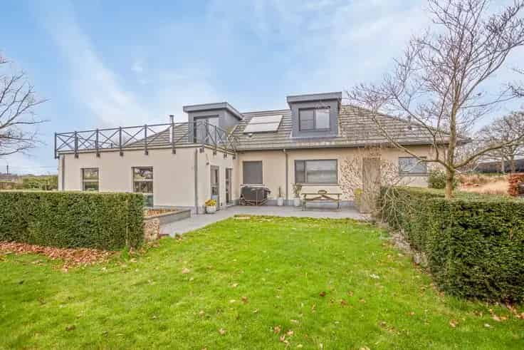 Huis Te Koop Essen Ruime Moderne Woning Met Magazijn