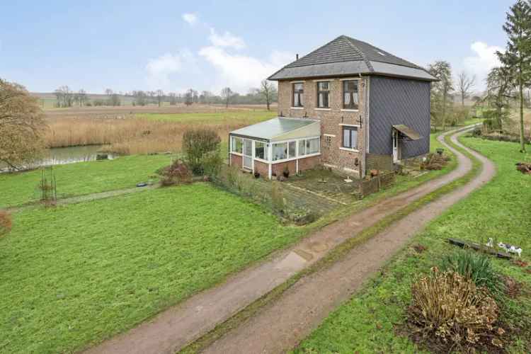 Huur huis in Oorbeek met unieke renovatiekansen en ruime tuin