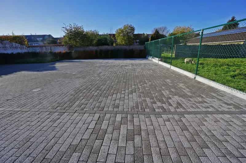 Garage te koop
