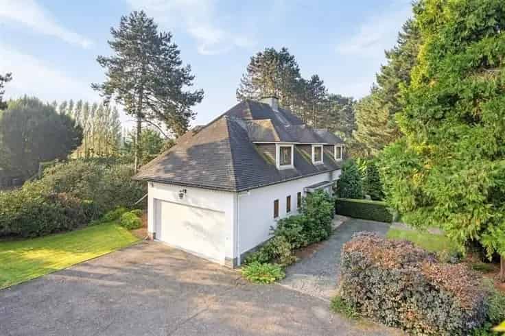 Statige Villa Te Koop in Leuven