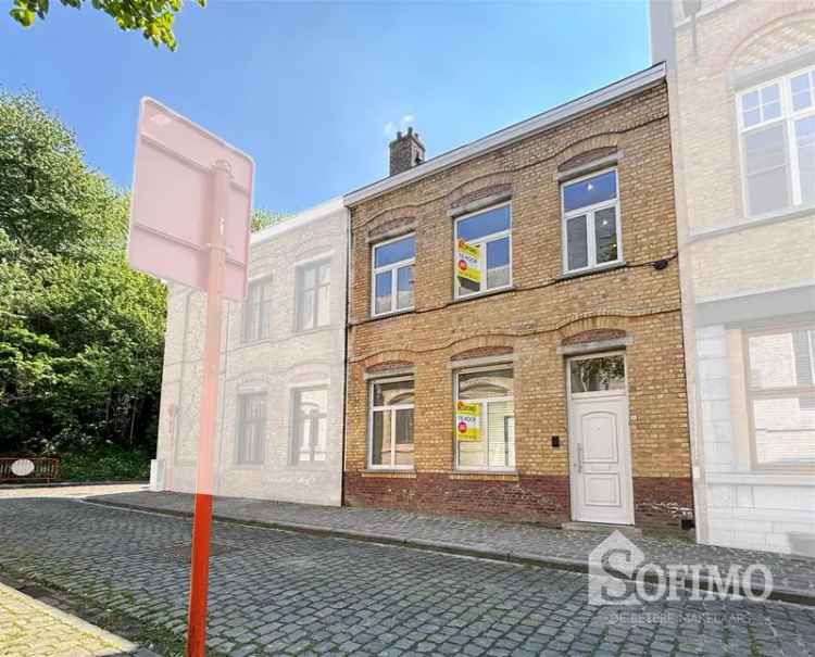 Huis te koop Ieper: Instapklare moderne woning met dakterras