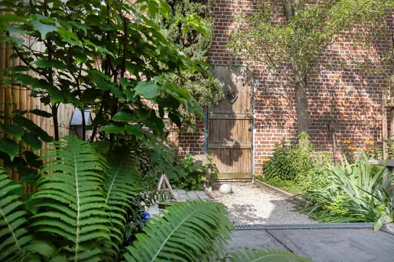 Huis te huur Zwevegem: Art-deco woning met garage en hobbyruimte