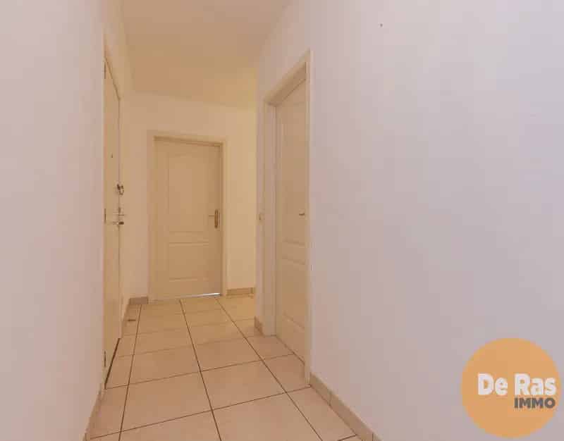 Haaltert Appartement 2 Slaapkamers Nabij Winkels en Scholen
