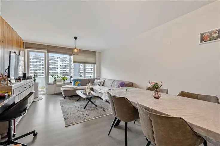 Appartement te koop met terras in Jette met 1 slaapkamer