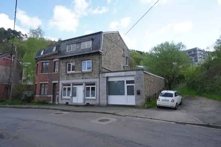 Huis Te Koop Remouchamps: Twee Appartementen Nabij E25
