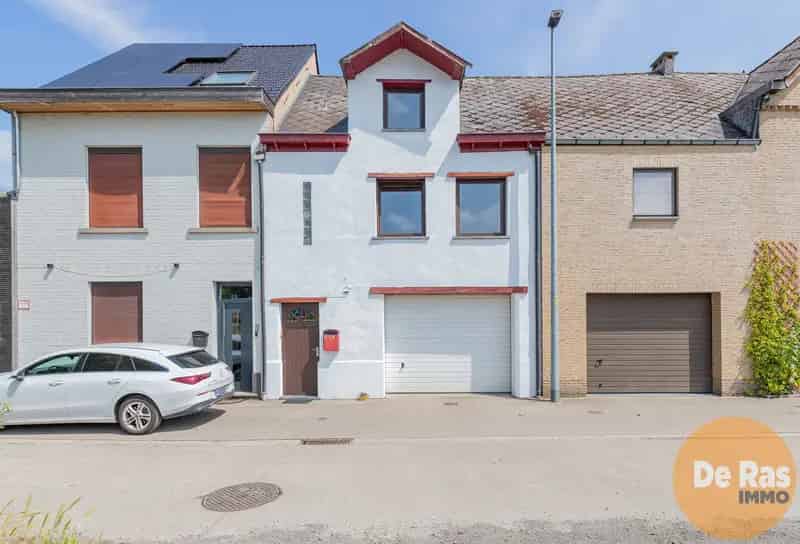 Huis te koop EREMBOdegem met magazijn 3 slaapkamers