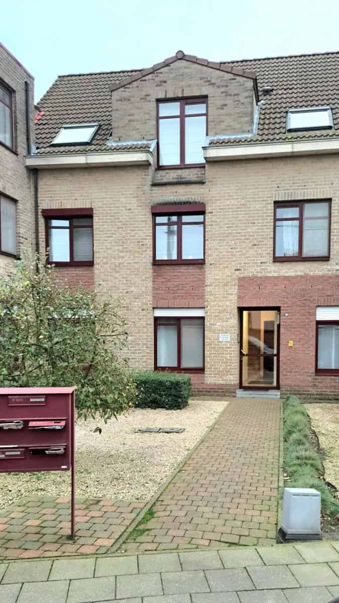 Ruim Appartement te Koop 1e Verdieping