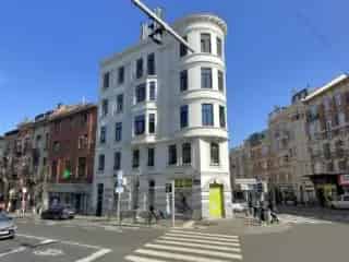 Kantoorruimte te Koop Etterbeek 85m²