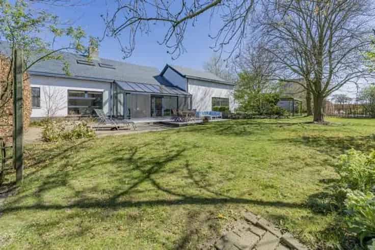 Ruime Villa te Koop in Aalter