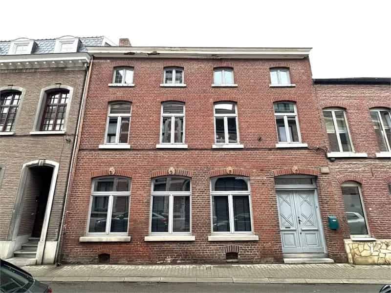Te Koop Tongeren: Ruime Stadswoning 3 slaapkamers Nabij Vrijthof